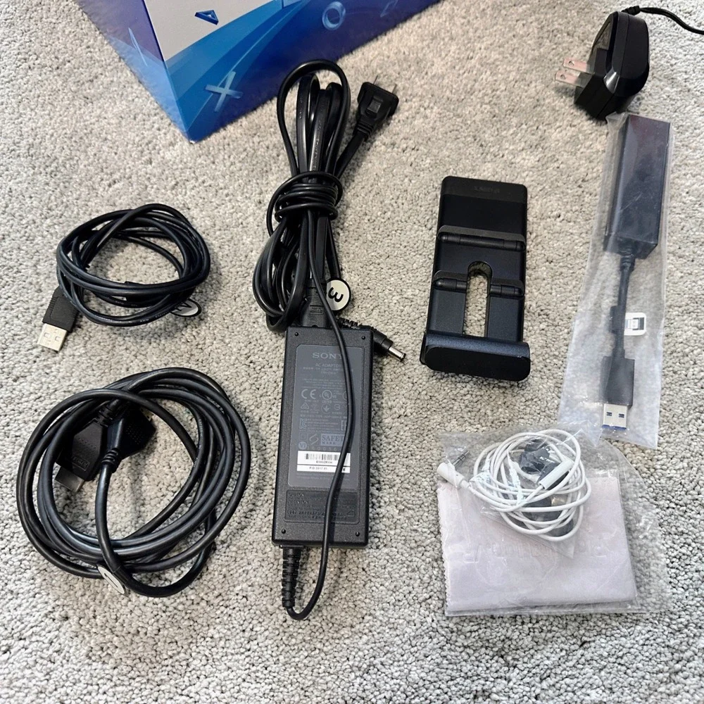 Sony PlayStation VR kit Bundle PS4 adapter included - NO CONSOLE